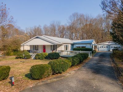 17 N Womack St, Franklin, NC, 28734
