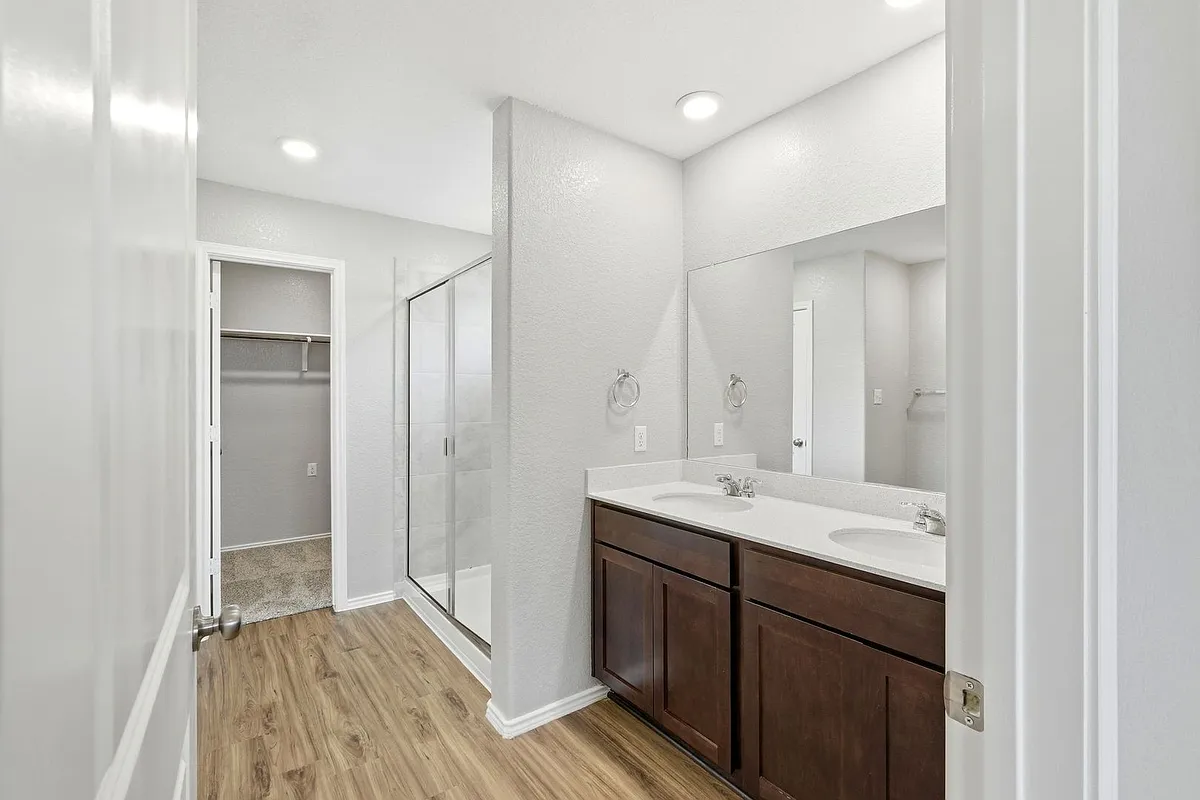 Building Photo - 1001 Bluejack Way