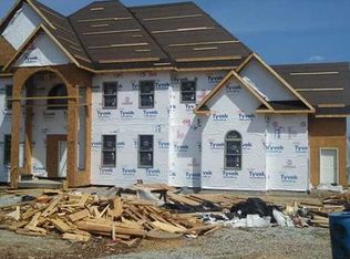 3017 Boardwalk Ct, Glenshaw, PA 15116