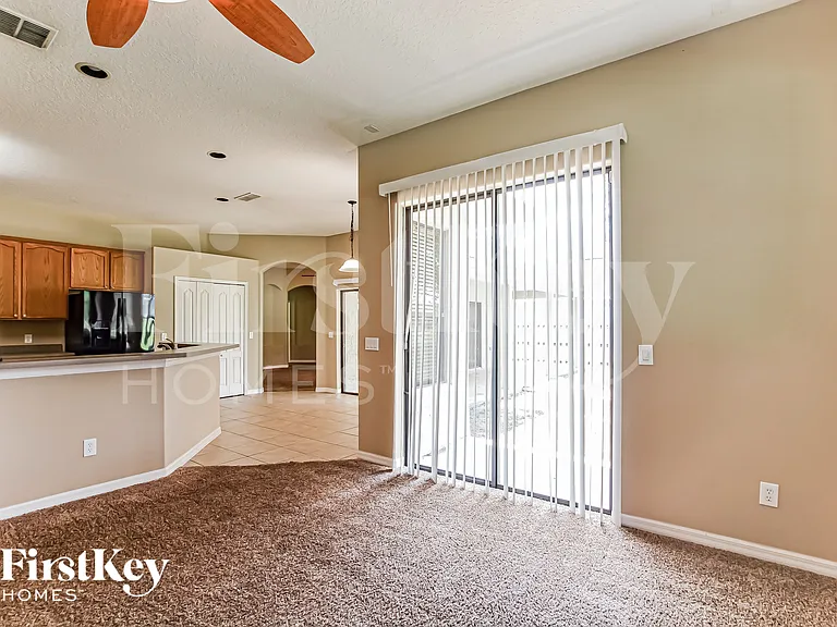1521 Clapton Dr — Photo 8