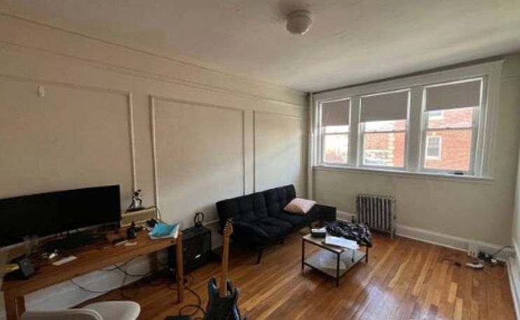 2nd image of 46 Chiswick Rd #8M