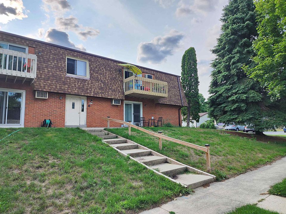 1st image of 1108 Schoenhaar Dr APT 4