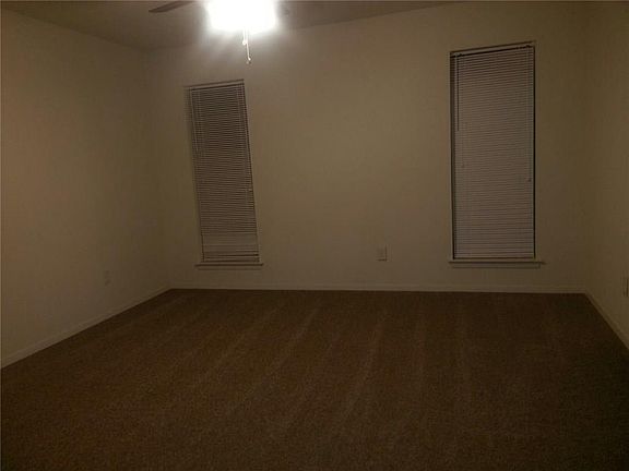 5th image of 1018 Bluebird Dr