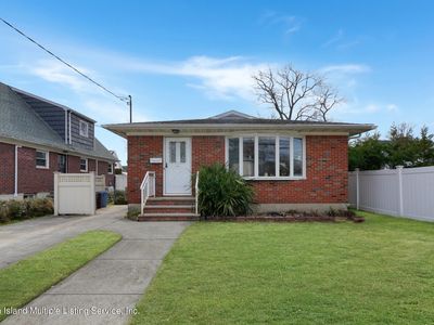440 Armstrong Ave, Staten Island, NY, 10308