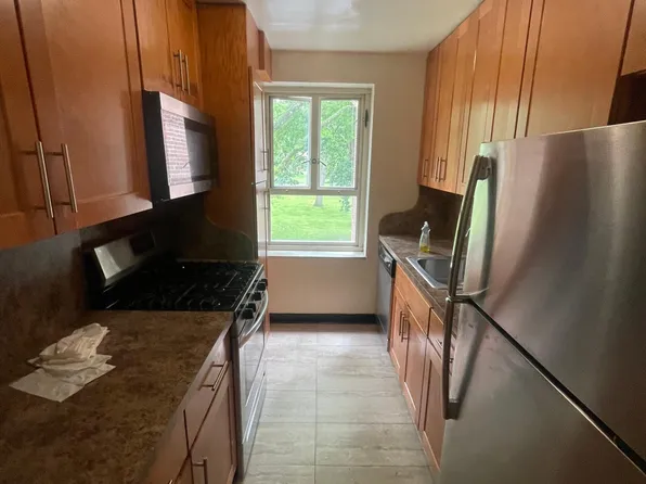 (undisclosed Address), Fresh Meadows, NY 11365