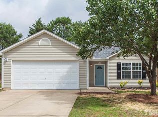 1769 Whitbrook Ct, Fuquay Varina, NC 27526