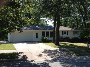 1507 Frisbie Ln, Eau Claire, WI 54703