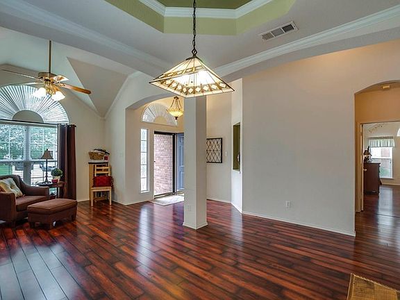 4th image of 3612 Stanford Dr