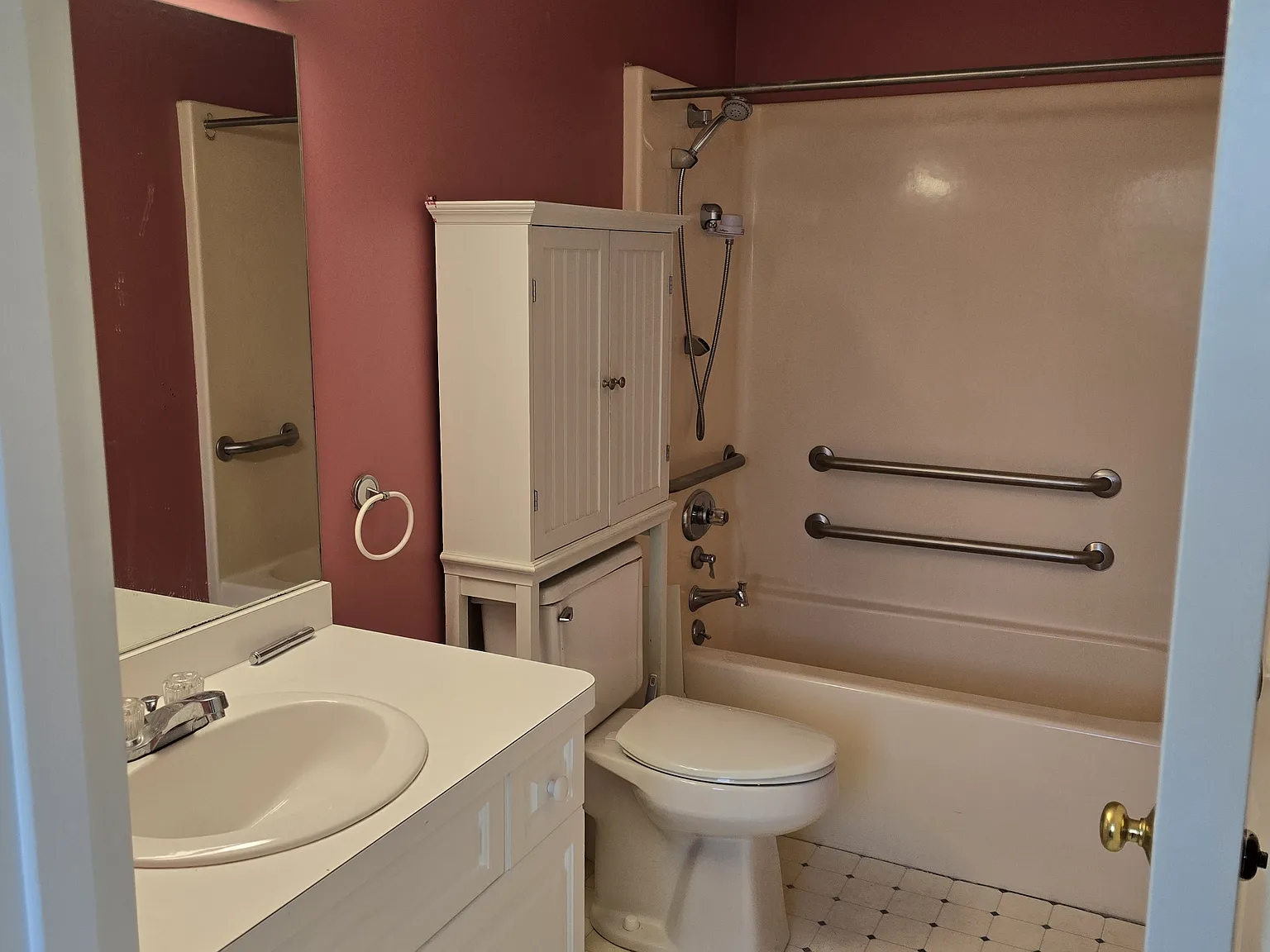 33 Cross St — Photo 4