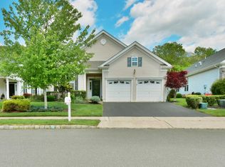 61 Colchester Dr, Jackson, NJ