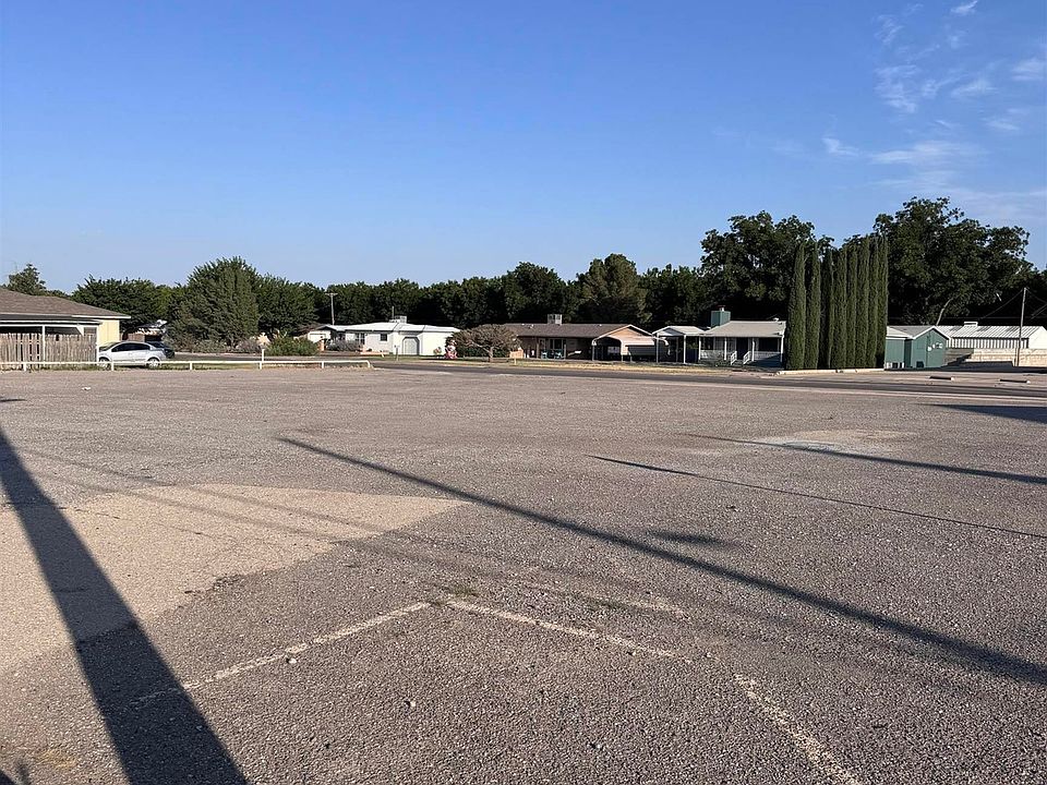 2nd image of 1206 W Hermosa Dr