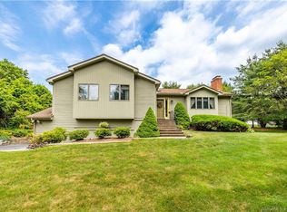 34 Lori Rd, Bolton, CT 06043