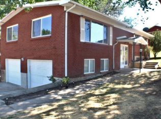 4510 S Country View Dr, South Ogden, UT 84403