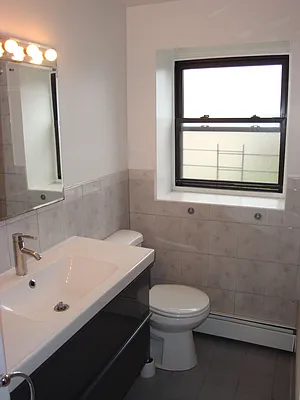 Rented by Carroll Gardens Realty | media 16