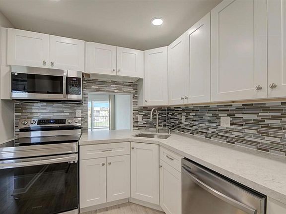 4th image of 6090 NW 64th Avenue #302
