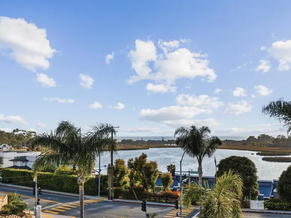 1128 Las Flores Dr, Carlsbad, CA 92008