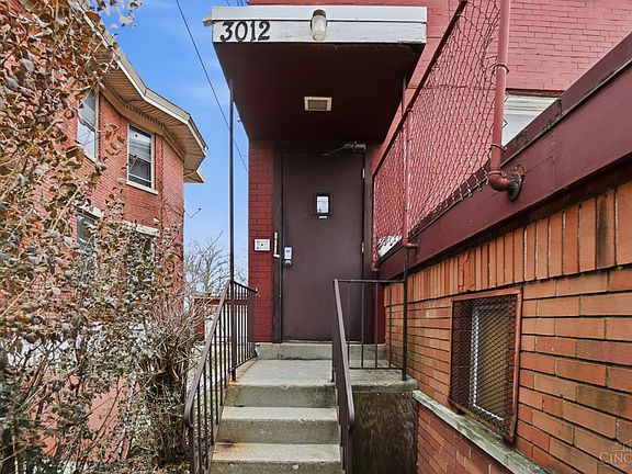 5th image of 3010 Burnet Ave