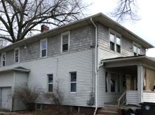 981 Lovers Ln, Akron, OH 44306