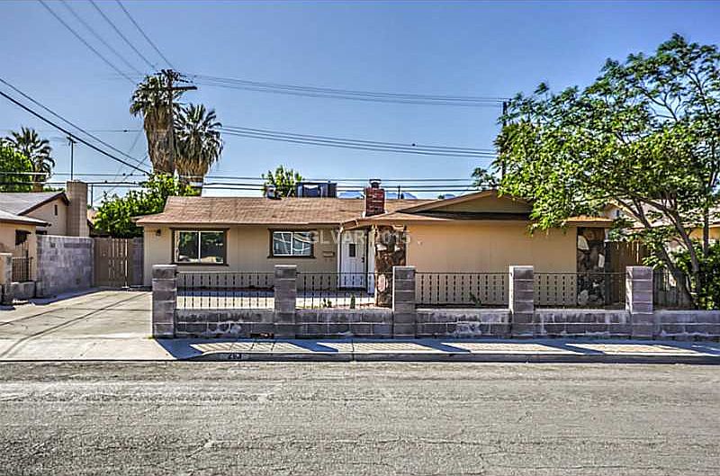 1st image of 2113 Jeanne Dr