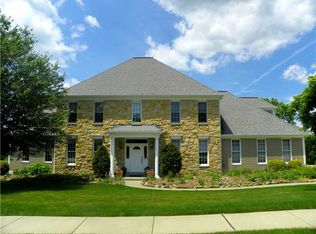 3022 E Ridge Dr, Gibsonia, PA 15044