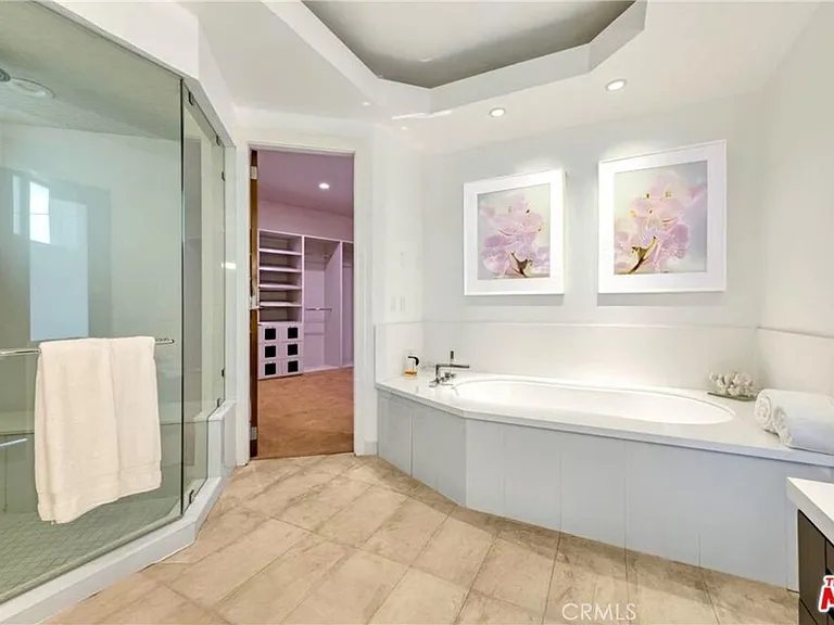 8835 Evanview Dr — Photo 18