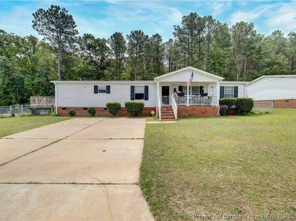 7321 April Dr, Fayetteville, NC 28314