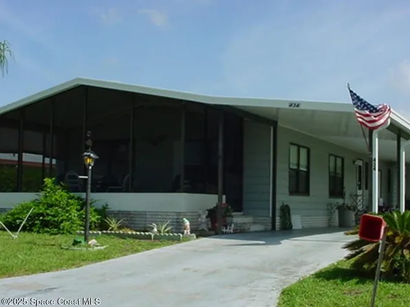 434 Royal Tern Dr, Barefoot Bay, FL 32976