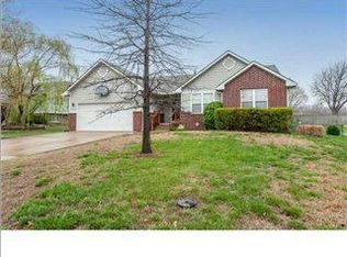 1625 S Chaparral St, Derby, KS 67037