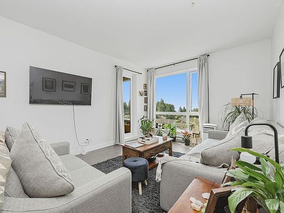 2nd image of 875 Gibsons Way #306