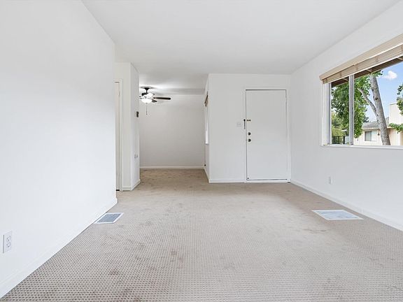 3rd image of 1347 Southwest Boulevard #G