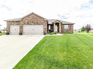 4838 6th St S, Moorhead, MN 56560