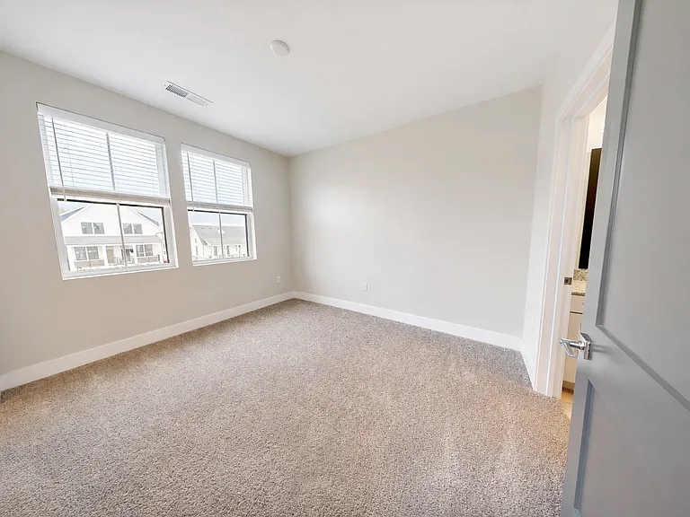 Parkview at Spring Hill Apartments — Photo 44