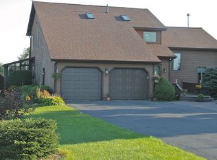 92 Stafford Dr, Plattsburgh, NY 12901
