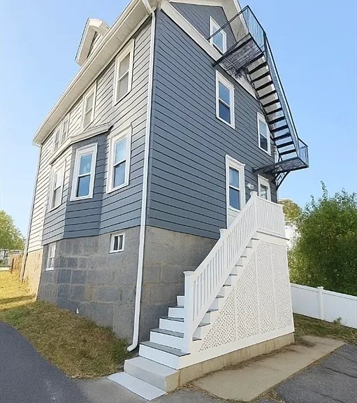 145 Lagrange St #2 — Photo 16