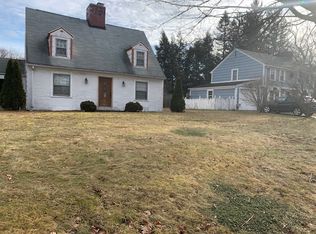 73 Bridle Path Rd, Springfield, MA 01118