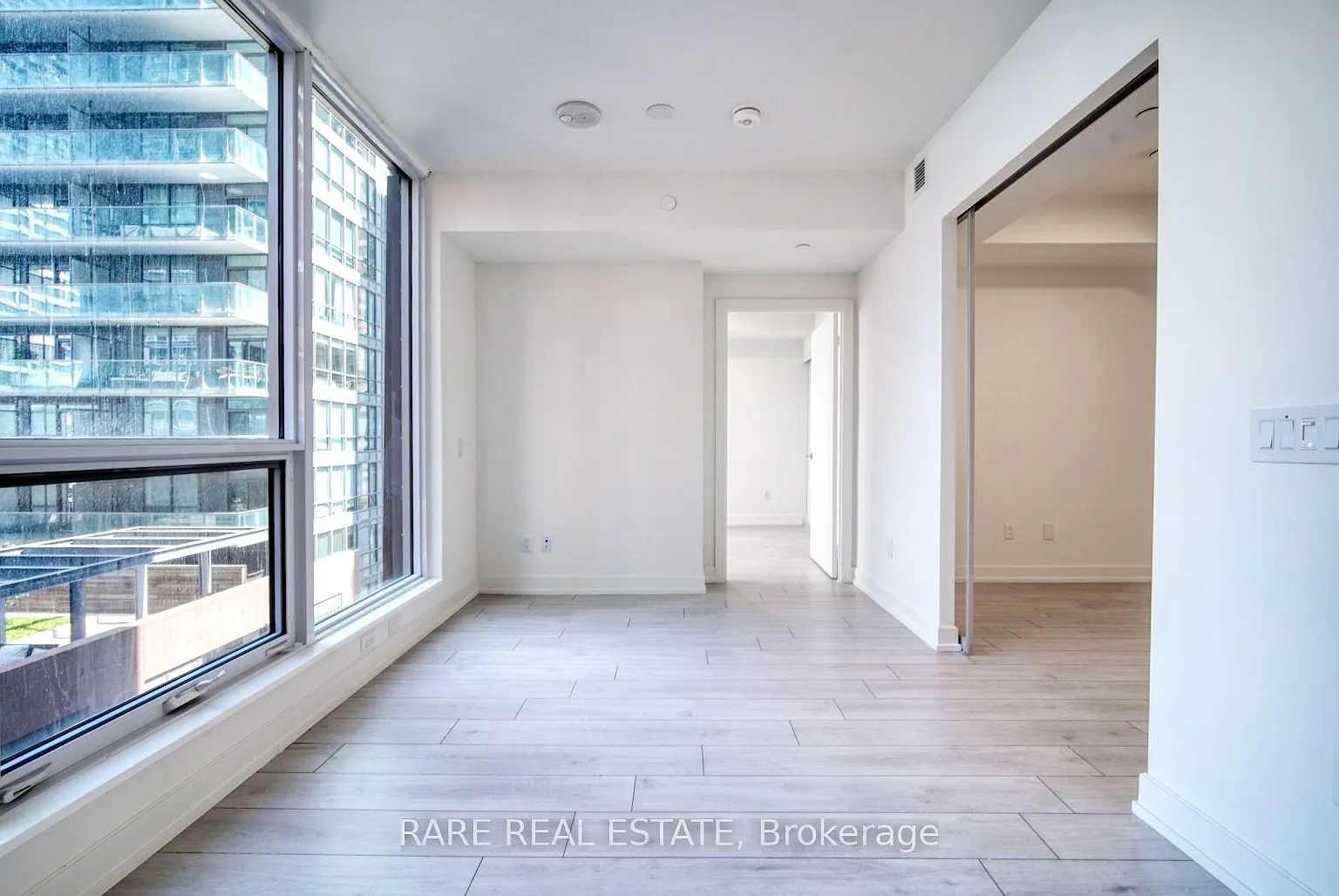 2 bed, $3,000 — Photo 2