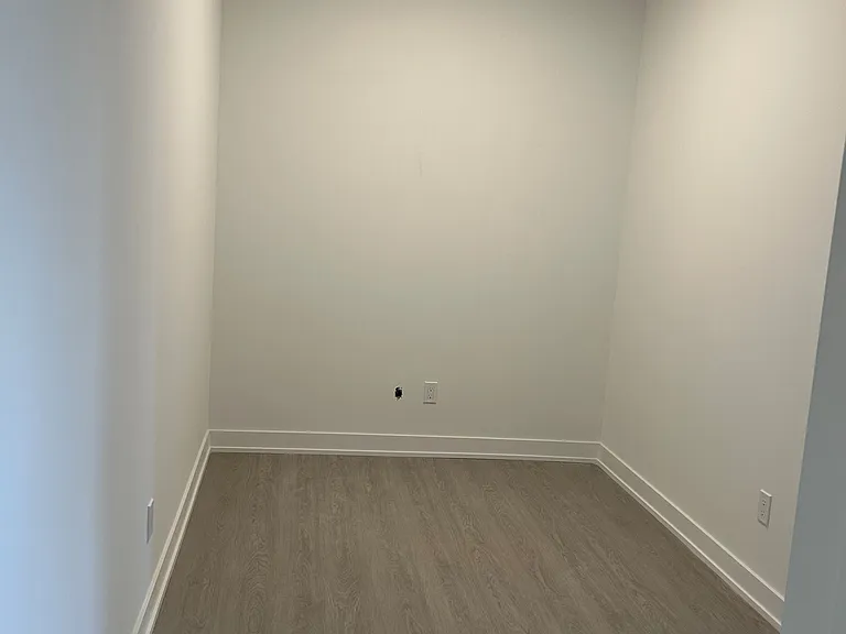 8188 Yonge St #315 — Photo 7