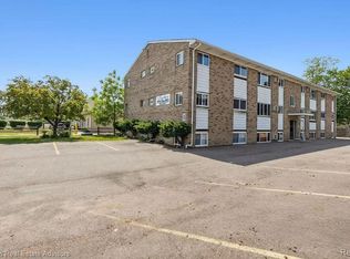 4221 N Grand River Ave, Lansing, MI