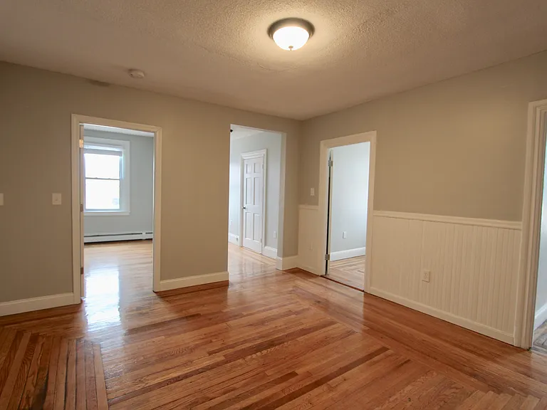 150 Acorn St — Photo 8