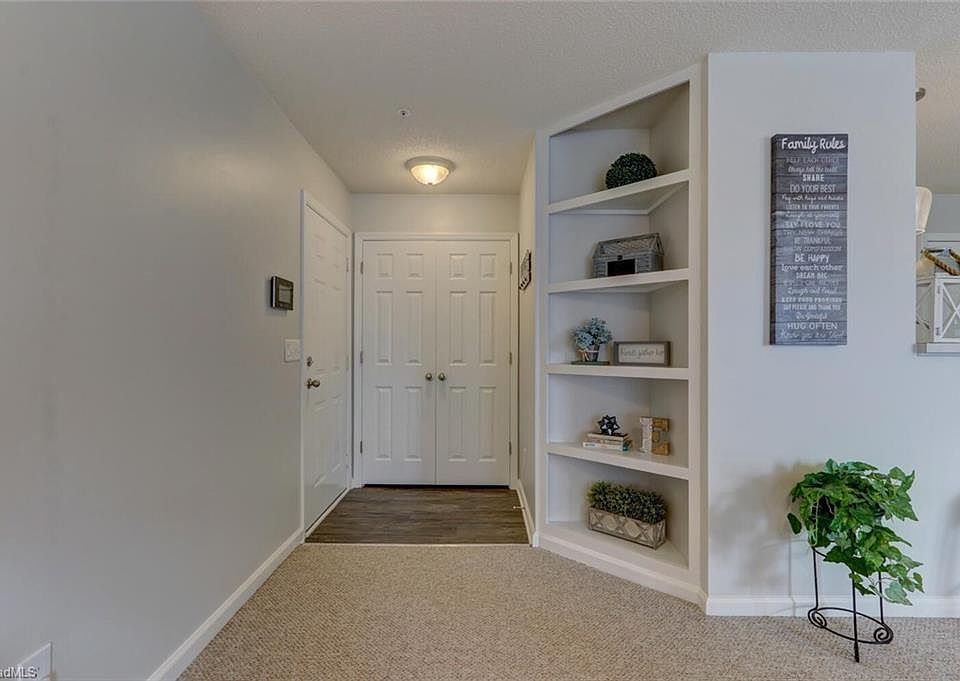 1st image of 5008D Lawndale Dr