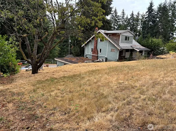 15739 Densmore Avenue N, Shoreline, WA 98133