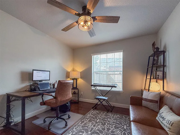 2516 Spring Landing Dr — Photo 4