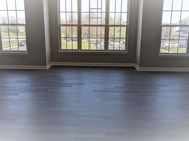 411 Hanrahan Ct SE — Photo 34