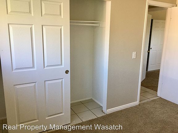 5th image of 2546 S Lakecrest Dr