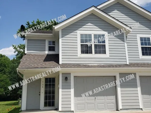 126 S Julia St, Olathe, KS 66061