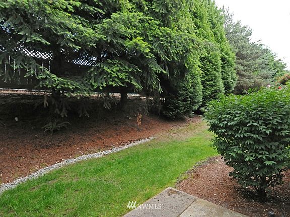 5th image of 2680 139th Avenue SE #85