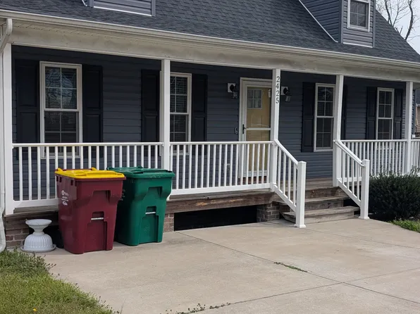 2425 Gracie White Cir, Petersburg, VA 23803