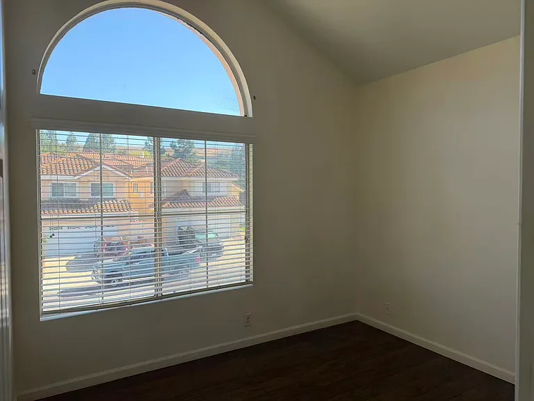 2332 Vista Moora Ave — Photo 14