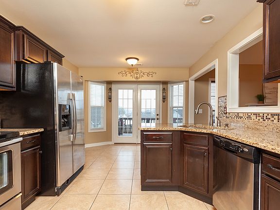 5th image of 507 Winding Bluff Way