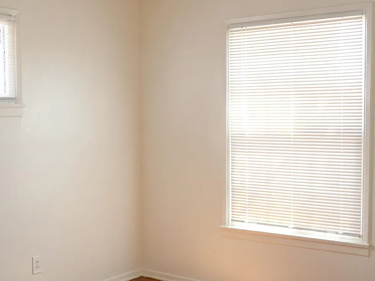 1796 Skyline Dr — Photo 17